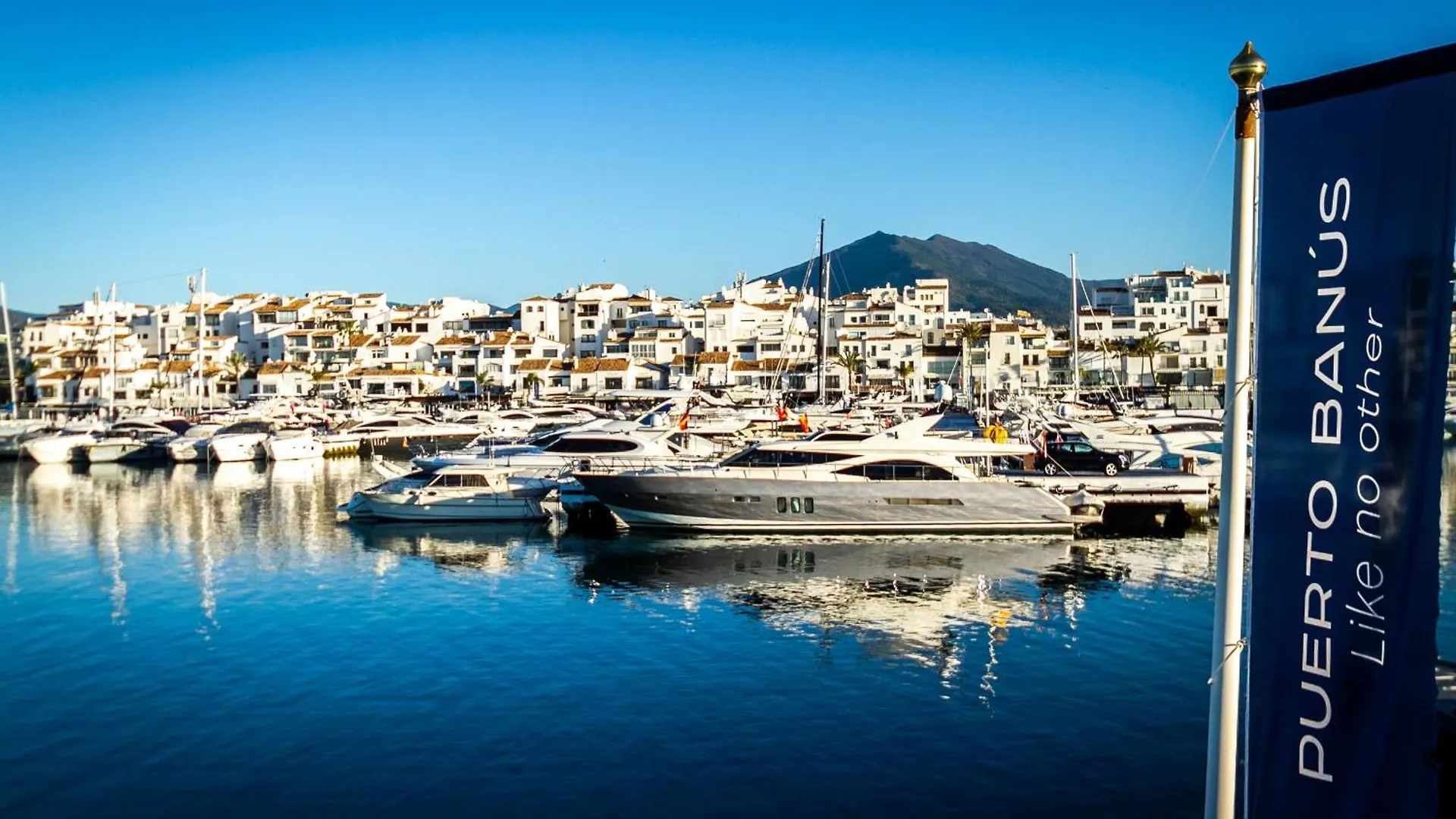 Marbella Banus Suites - Beautiful Modern Flat Sea Views Apartment