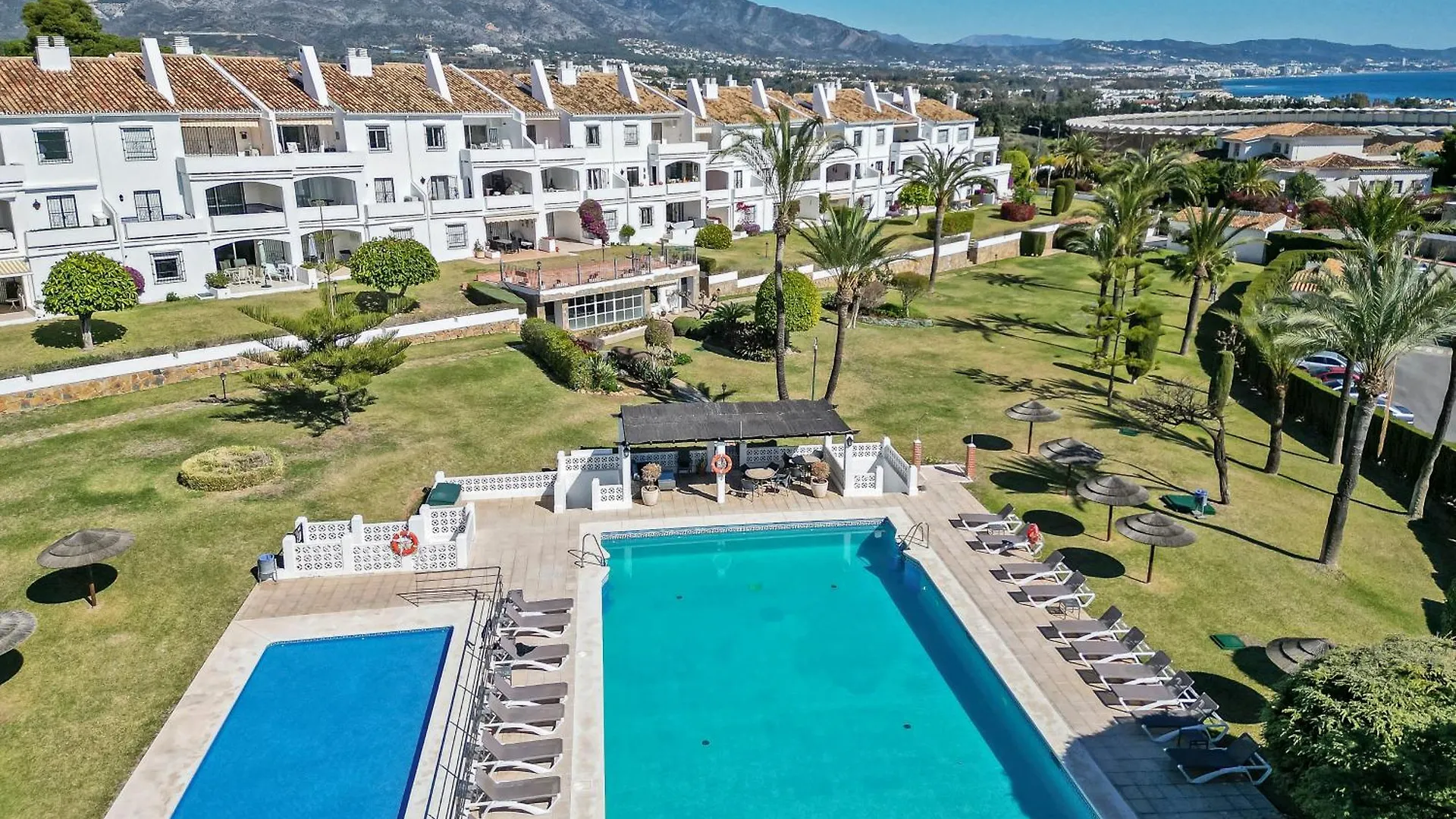 Marbella Banus Suites - Beautiful Modern Flat Sea Views Spain