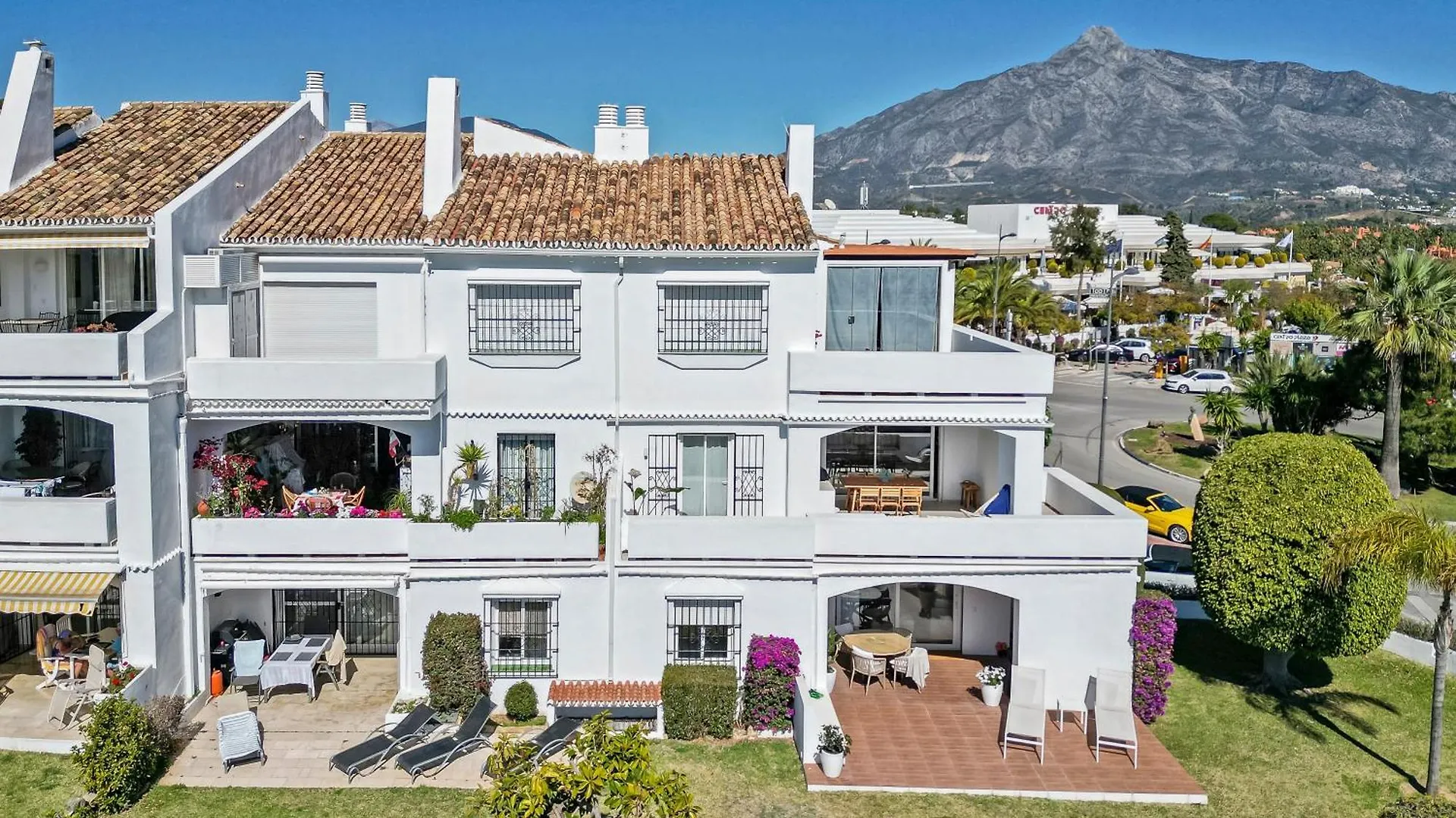 Marbella Banus Suites - Beautiful Modern Flat Sea Views 0*,  Spain