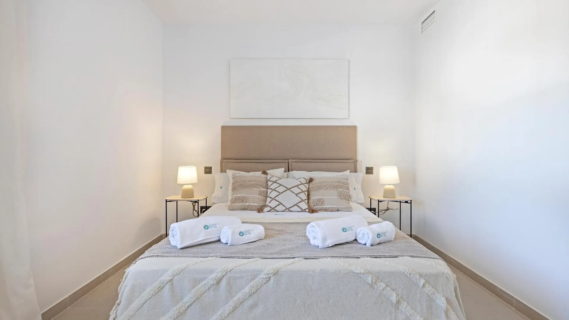Apartment Marbella Banus Suites - Beautiful Modern Flat Sea Views Spain